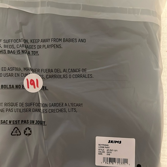 SKIMS Boyfriend Loose Pants, Retail$58 - Picture 4 of 4